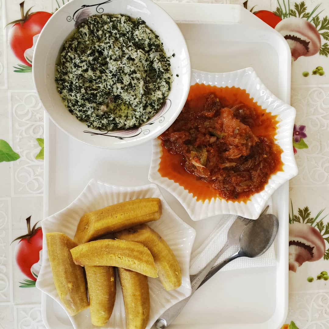 Ndolè with meat or fish